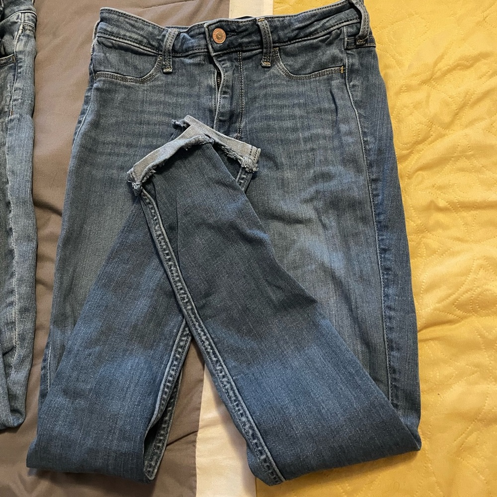 Hollister jeans